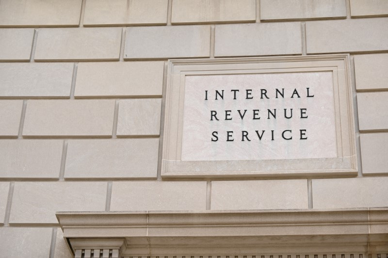 &copy; Reuters. FILE PHOTO: The Internal Revenue Service (IRS) building is seen in Washington, U.S. September 28, 2020. REUTERS/Erin Scott/File Photo