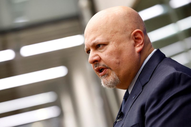 &copy; Reuters. FILE PHOTO: International Criminal Court Prosecutor Karim Khan speaks during an interview with Reuters in The Hague, Netherlands February 12, 2024. REUTERS/Piroschka van de Wouw/File Photo