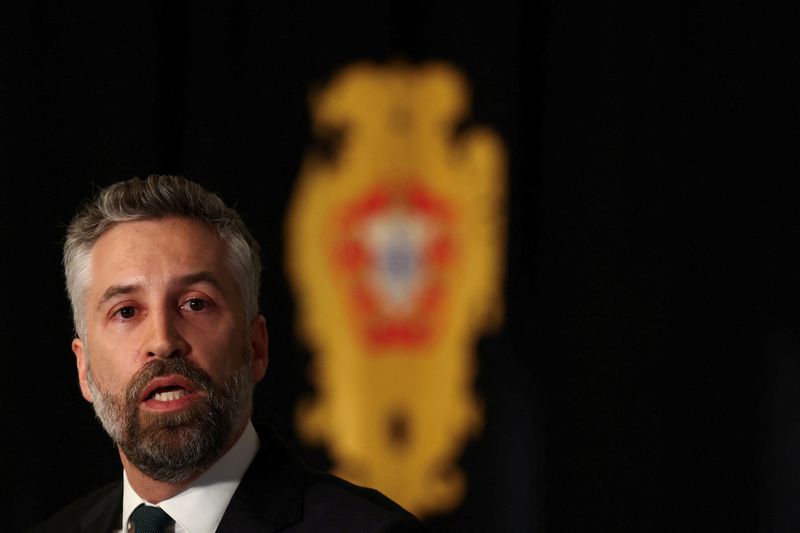 &copy; Reuters. FILE PHOTO: Portuguese Socialist Party (PS) Secretary General Pedro Nuno Santos talks to the media after meeting with President Marcelo Rebelo de Sousa in Belem Palace, following the general elections in Lisbon, Portugal, March 19, 2024. REUTERS/Pedro Nun