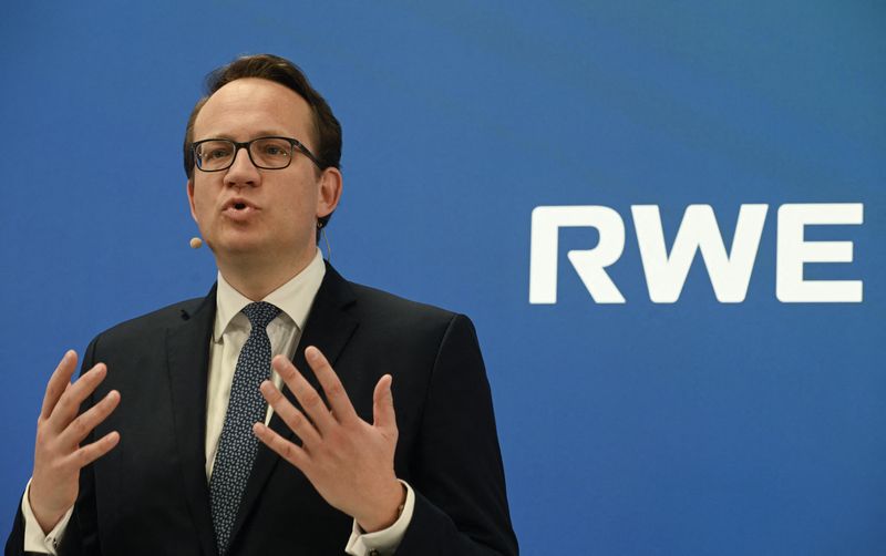 &copy; Reuters. Markus Krebber, CEO of RWE addresses the media during the annual results news conference of the German utility in Essen, Germany, March 21, 2023. REUTERS/Jana Rodenbusch/ File Photo