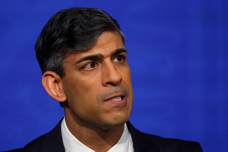 &copy; Reuters. FILE PHOTO: British Prime Minister Rishi Sunak attends a press conference at Downing Street in London, Britain, April 22, 2024. REUTERS/Toby Melville/Pool/File Photo