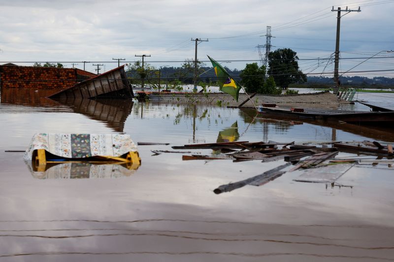 &copy; Reuters. Una vista muestra una zona afectada por las inundaciones en Canoas, en el estado de Rio Grande do Sul, Brasil. 5 de mayo de 2024. REUTERS/Amanda Perobelli