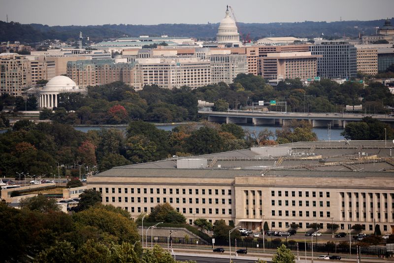 &copy; Reuters. FILE PHOTO: The Pentagon building is seen in Arlington, Virginia, U.S. October 9, 2020. REUTERS/Carlos Barria/File Photo