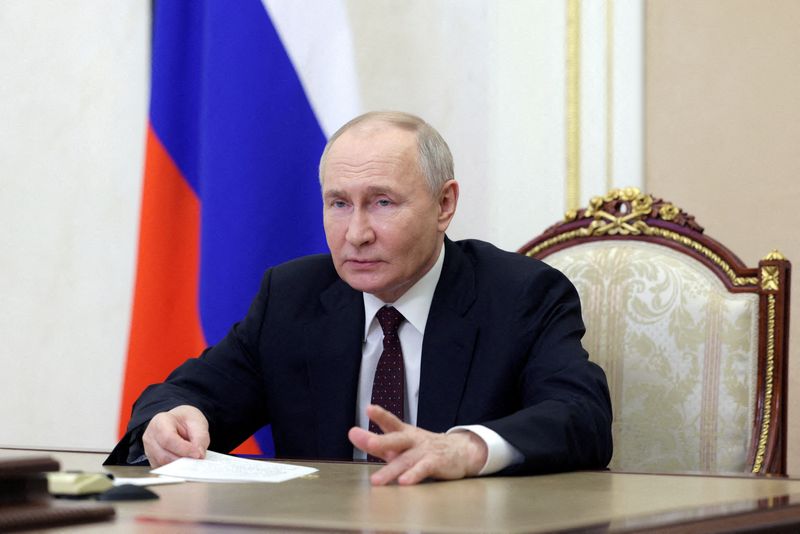 &copy; Reuters. フランス外交筋は６日、モスクワで７日に行われるプーチン大統領の通算５期目の就任式に駐ロシア大使が出席すると明らかにした。３日撮影（２０２４年　ロイター／Sputnik/Aleksey Babushkin/K