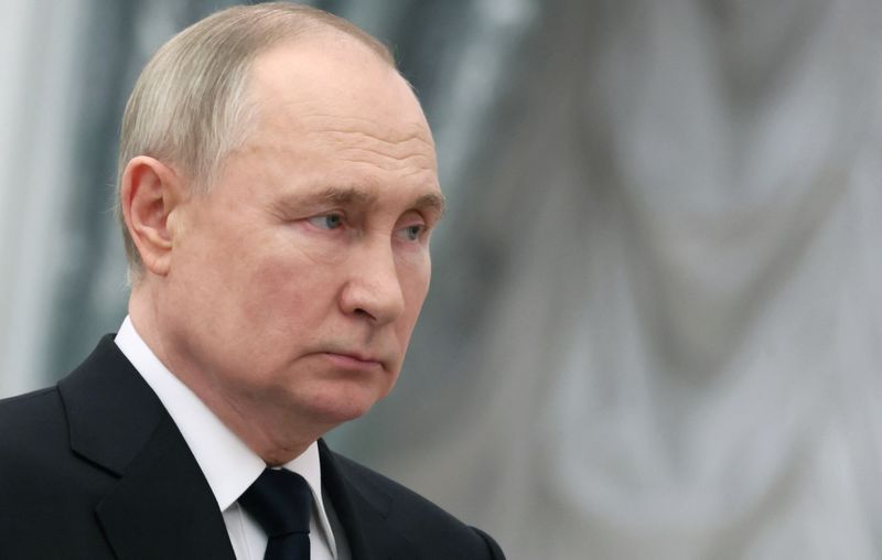 &copy; Reuters. Le président russe Vladimir Poutine assiste à une cérémonie à Moscou, en Russie. /Photo prise le 26 mars 2024/REUTERS/Spoutnik/Mikhail Metzel