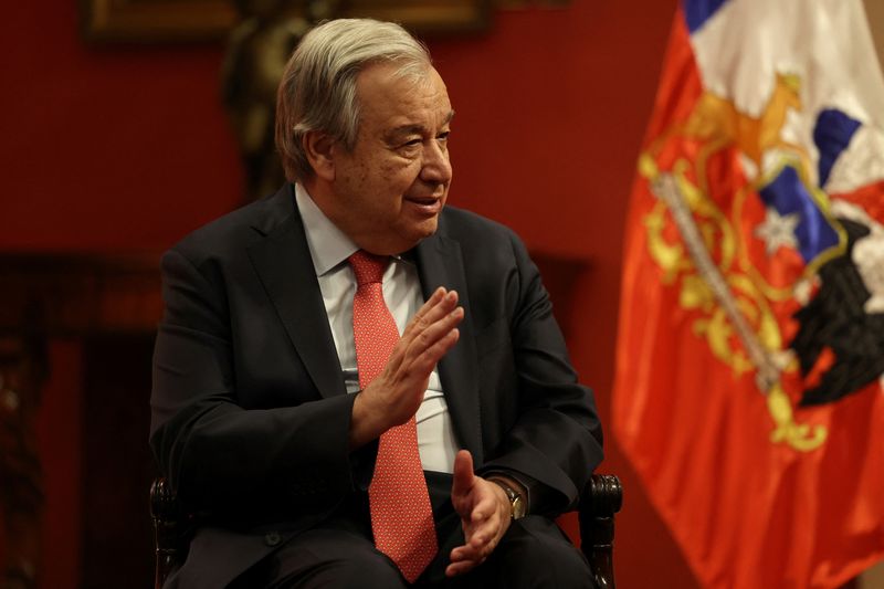 &copy; Reuters. الأمين العام للأمم المتحدة أنطونيو جوتيريش خلال اجتماع في سانتياجو بتشيلي يوم الثاني من مايو أيار 2024. تصوير: إيفان ألفارادو - رويترز.