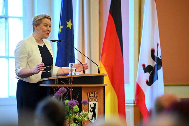 &copy; Reuters. FOTO DE ARCHIVO: Franziska Giffey, exalcaldesa de Berlín, en el ayuntamiento 'Rotes Rathaus' de Berlín, Alemania. 21 de abril de 2023. REUTERS/Annegret Hilse