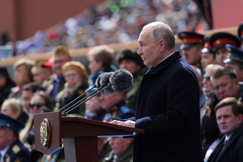 © Reuters. Russian President Vladimir Putin delivers a speech during a military parade on Victory Day, which marks the 79th anniversary of the victory over Nazi Germany in World War Two, in Red Square in Moscow, Russia, May 9, 2024. Sputnik/Mikhail Klimentyev/Pool via REUTERS