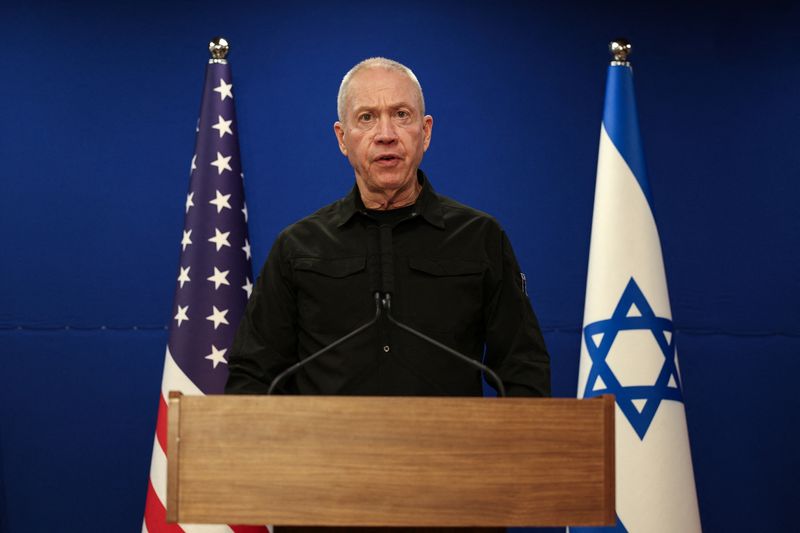 &copy; Reuters. FILE PHOTO: Israeli Defense Minister Yoav Gallant speaks during a joint press conference with U.S. Secretary of Defense Lloyd Austin at Israel's Ministry of Defense in Tel Aviv, Israel December 18, 2023. REUTERS/Violeta Santos Moura/File Photo