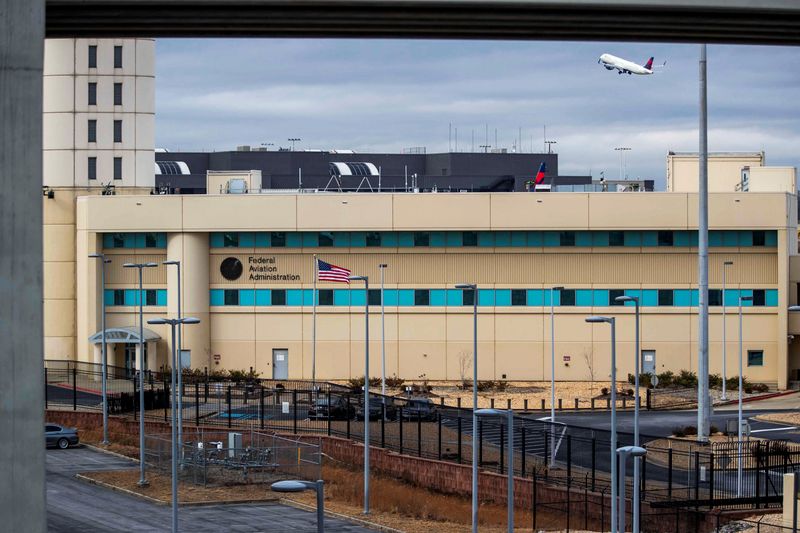 &copy; Reuters. An exterior view of the Southern regional Federal Aviation Administration(FAA) building at Hartsfield-Jackson Atlanta International Airport is pictured after the FAA had ordered airlines to pause all domestic departures due to a system outage in Atlanta, 