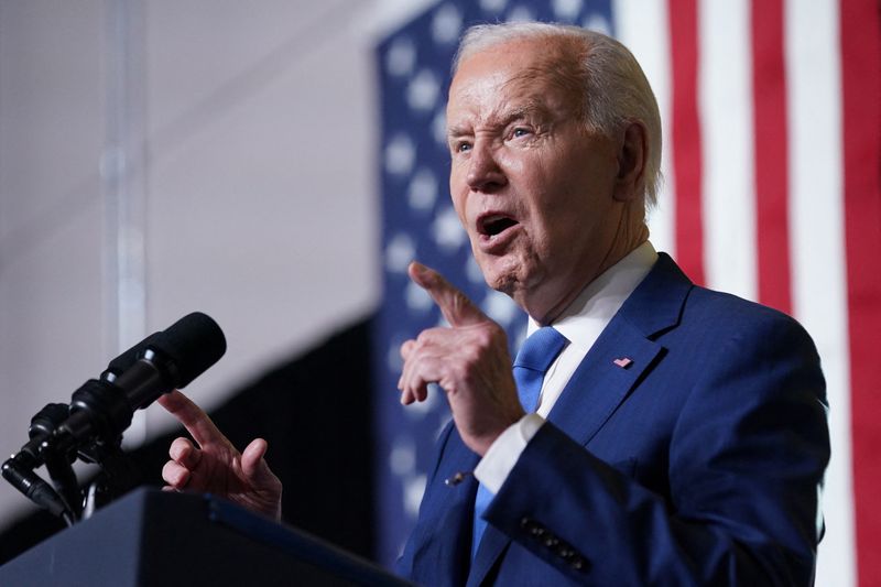 &copy; Reuters. FILE PHOTO: U.S. President Joe Biden delivers remarks as part of his Investing in America agenda, during a visit to Gateway Technical College in Sturtevant, Wisconsin, U.S., May 8, 2024. REUTERS/Kevin Lamarque/File Photo