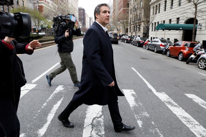 &copy; Reuters. FILE PHOTO: U.S. President Donald Trump's personal lawyer Michael Cohen exits a hotel in New York City, U.S., April 11, 2018. REUTERS/Brendan McDermid/File Photo