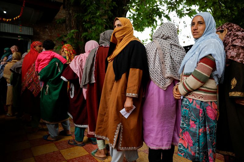 &copy; Reuters. Votação em Kashmir na quarta fase de eleição na Índia
 13/5/2024   REUTERS/Sharafat Ali