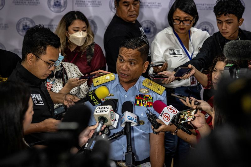 &copy; Reuters. Jay Tarriela, porta-voz da guarda costeira das Filipinas, em Manila
 7/8/2023   Ezra Acayan/Pool via REUTERS