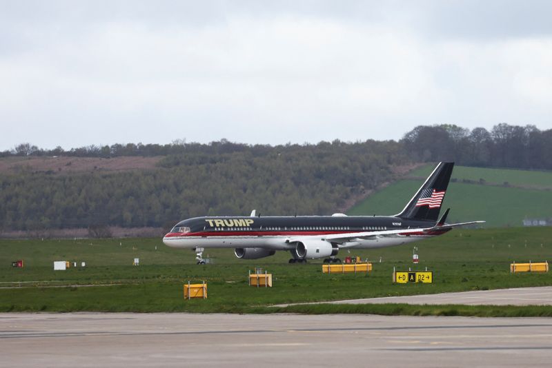 &copy; Reuters. Former U.S. President and Republican presidential candidate Donald Trump's plane is seen at Aberdeen International Airport in Aberdeen, Britain May 1, 2023. REUTERS/Russell Cheyne/ File Photo