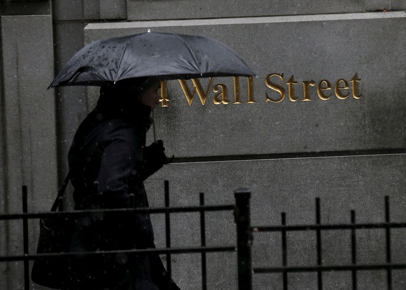 &copy; Reuters. Wall Street, em Nova York
4/3/2016 REUTERS/Brendan McDermid/Arquivo