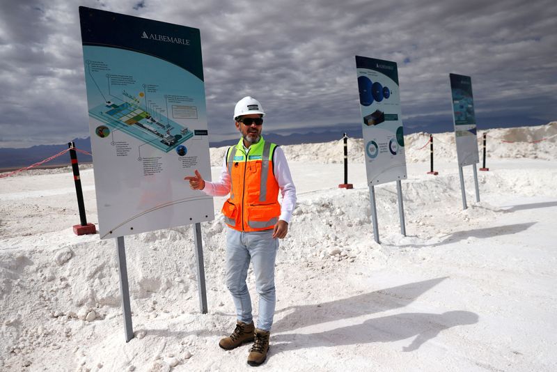 Chile gives Albemarle option to boost lithium quota by 240,000 metric tons