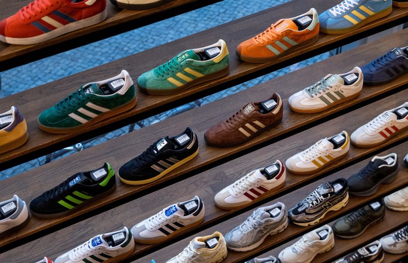 &copy; Reuters. FILE PHOTO: Adidas sneakers and other shoes for sale are pictured at a shop in Berlin, Germany, May 2, 2024. REUTERS/Lisi Niesner/File Photo