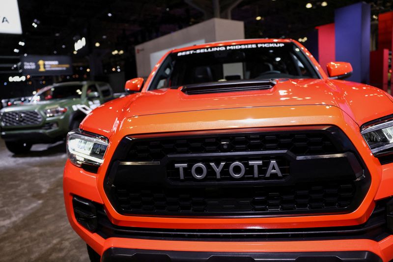 &copy; Reuters. FILE PHOTO: A Toyota Tacoma is seen during the New York International Auto Show, in Manhattan, New York City, U.S., April 5, 2023. REUTERS/Andrew Kelly/File Photo