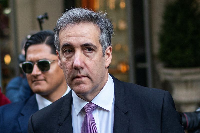 © Reuters. Michael Cohen, former lawyer for Republican presidential candidate and former U.S. President Donald Trump, departs his home in Manhattan to testify in Trump's criminal trial over charges that he falsified business records to conceal money paid to silence porn star Stormy Daniels in 2016, in New York City, U.S., May 20, 2024. REUTERS/Eduardo Munoz