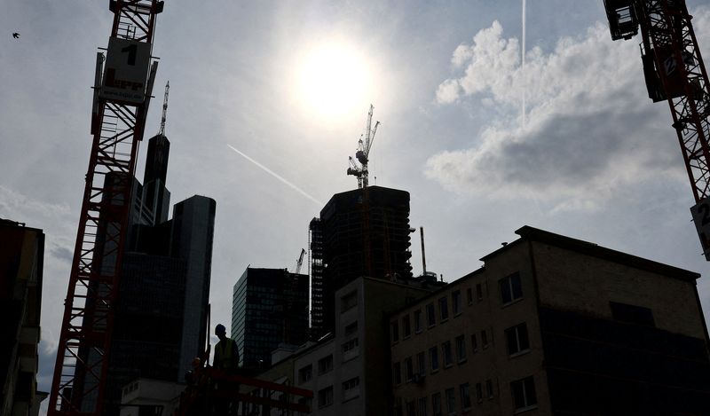 &copy; Reuters. FILE PHOTO: Construction sites are photographed in Frankfurt, Germany, July 19, 2023. REUTERS/Kai Pfaffenbach/File Photo