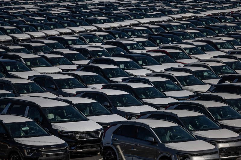 &copy; Reuters. FILE PHOTO: New vehicles are seen at a parking lot in the Port of Richmond, at the bay of San Francisco, California June 8, 2023. REUTERS/Carlos Barria/File Photo