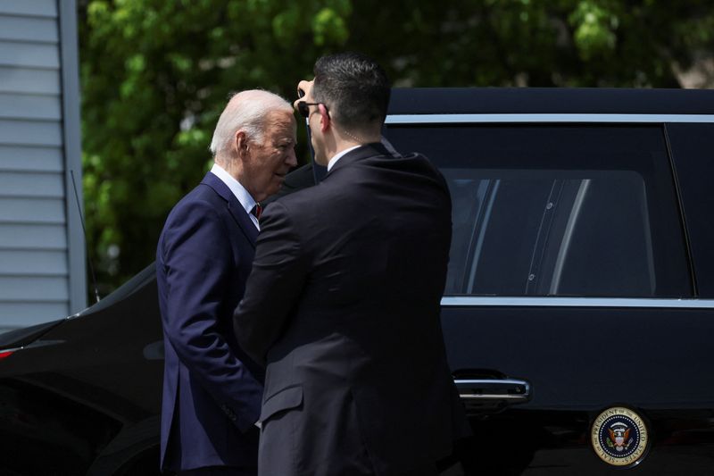 &copy; Reuters. U.S. President Joe Biden leaves after visiting Merrimack Veterans of Foreign Wars Post 8641 in Merrimack, New Hampshire, U.S. May 21, 2024. REUTERS/Leah Millis/ File Photo