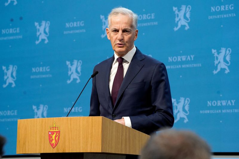 &copy; Reuters. Norway's Prime Minister Jonas Gahr Store announces that the government will recognize Palestine as an independent state from May 28, during a press conference in Marmorhallen in Oslo, Norway, May 22, 2024. NTB/Erik Flaaris Johansen via REUTERS    