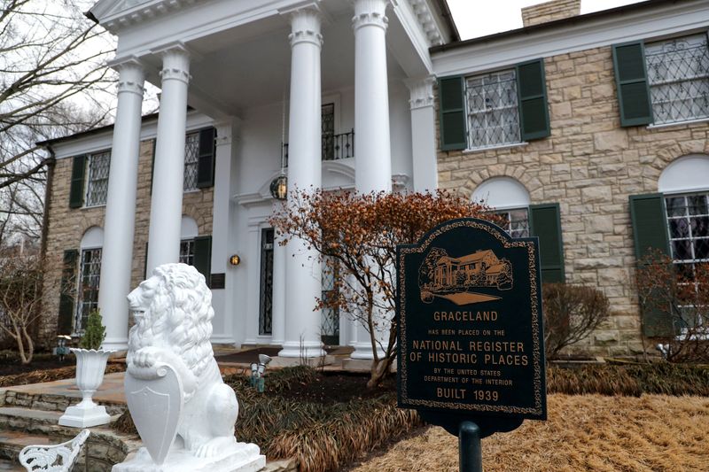 &copy; Reuters. FILE PHOTO: A view of Graceland Mansion, near where music fans attend a public memorial for singer Lisa Marie Presley, the only daughter of the "King of Rock 'n' Roll," Elvis Presley, at Graceland Mansion in Memphis, Tennessee, U.S. January 22, 2023.  REU