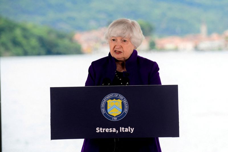 © Reuters. FILE PHOTO: U.S. Secretary of the Treasury Janet Yellen holds a press conference ahead of the G7 Finance Minister and Central Bank Governors' Meeting in Stresa, Italy, May 23, 2024. REUTERS/Massimo Pinca/File Photo