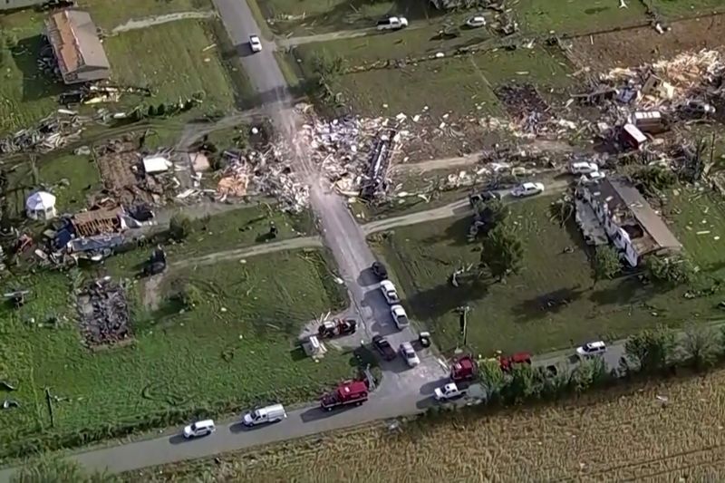 &copy; Reuters. Wreckage is strewn across a property the day after a deadly series of tornados hit the central United States, in Valley View, Texas, U.S. in a still image from aerial video.  ABC Affiliate WFAA via REUTERS/ File Photo