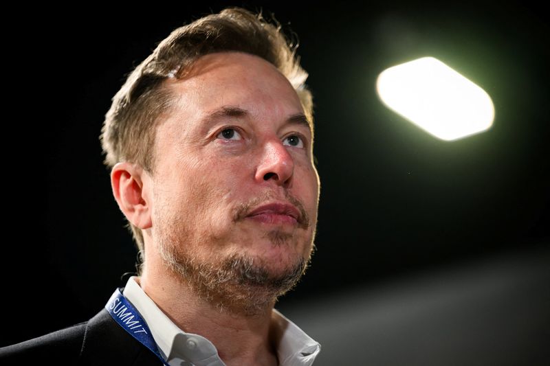 © Reuters. Tesla, X (formerly known as Twitter) and SpaceX's CEO Elon Musk attends the AI Safety Summit at Bletchley Park in Bletchley, Britain on November 1, 2023.  Leon Neal/Pool via REUTERS