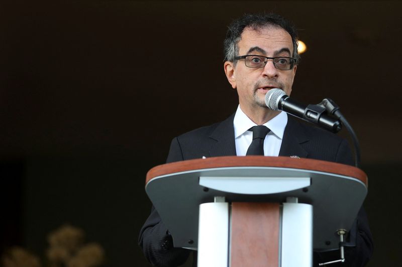 &copy; Reuters. FILE PHOTO: Britain Ambassador to Mexico Jon Benjamin speaks during a news conference following the passing of Britain's Queen Elizabeth at the British Residence in Mexico City, Mexico September 9, 2022. REUTERS/Raquel Cunha/File Photo
