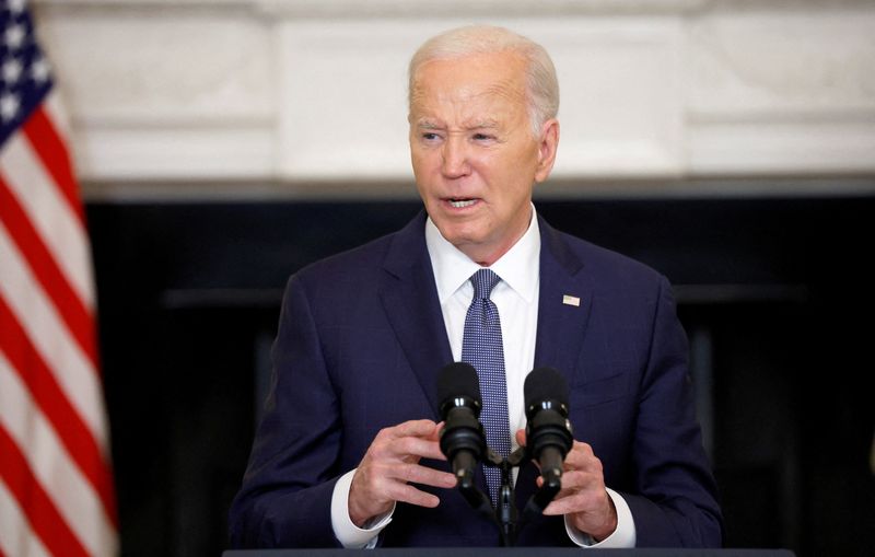 &copy; Reuters. FILE PHOTO: U.S. President Joe Biden delivers remarks on the Middle East in the State Dining room at the White House in Washington, U.S., May 31, 2024. REUTERS/Evelyn Hockstein/File Photo