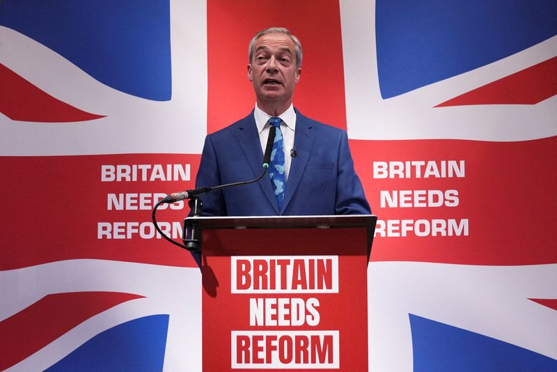 &copy; Reuters. Honorary President of the Reform UK party Nigel Farage speaks during a press conference in London, Britain, June 3, 2024. REUTERS/Maja Smiejkowska