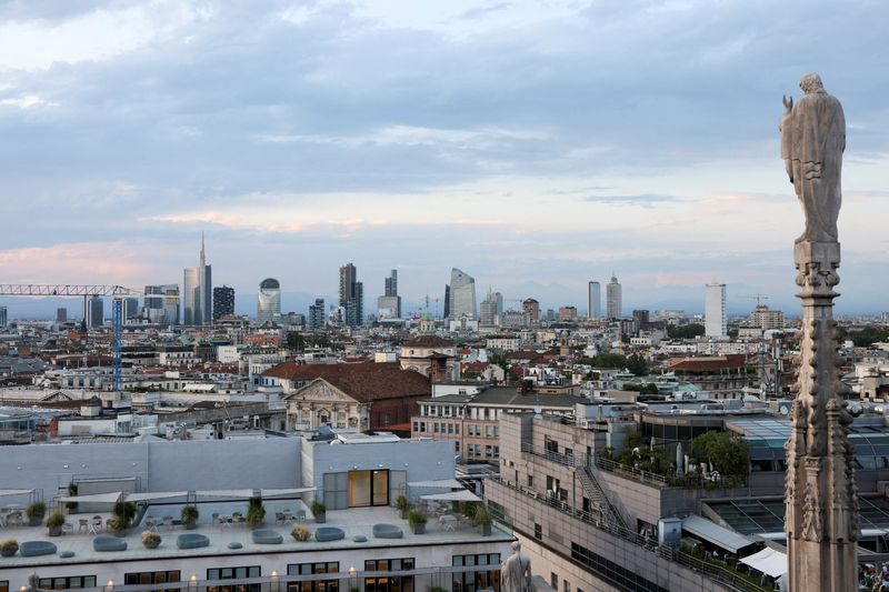 &copy; Reuters. FILE PHOTO: A view shows Milan's skyline during sunset in Milan, Italy, July 6, 2023. REUTERS/Claudia Greco/File Photo