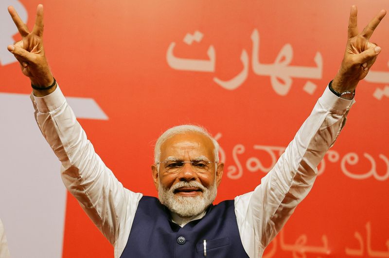 &copy; Reuters. FILE PHOTO: Indian Prime Minister Narendra Modi gestures, at the Bharatiya Janata Party (BJP) headquarters in New Delhi, India, June 4, 2024. REUTERS/Adnan Abidi/File Photo