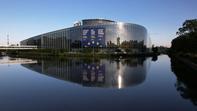 © Reuters. A drone view shows the European Parliament building in Strasbourg, France, May 25, 2024. REUTERS/Christian Hartmann/ File Photo