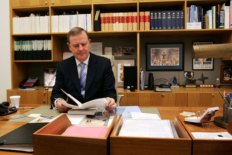&copy; Reuters. FILE PHOTO: Peter Costello is seen in this 2007 photo. REUTERS/Andrew Sheargold   (AUSTRALIA)/File Photo