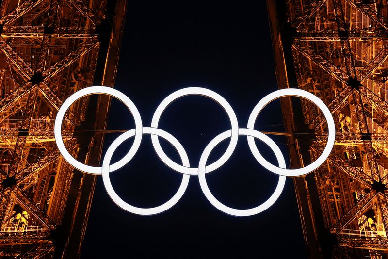 &copy; Reuters. Anéis olímpicos na Torre Eiffel n 9/6/2024   REUTERS/Benoit Tessier