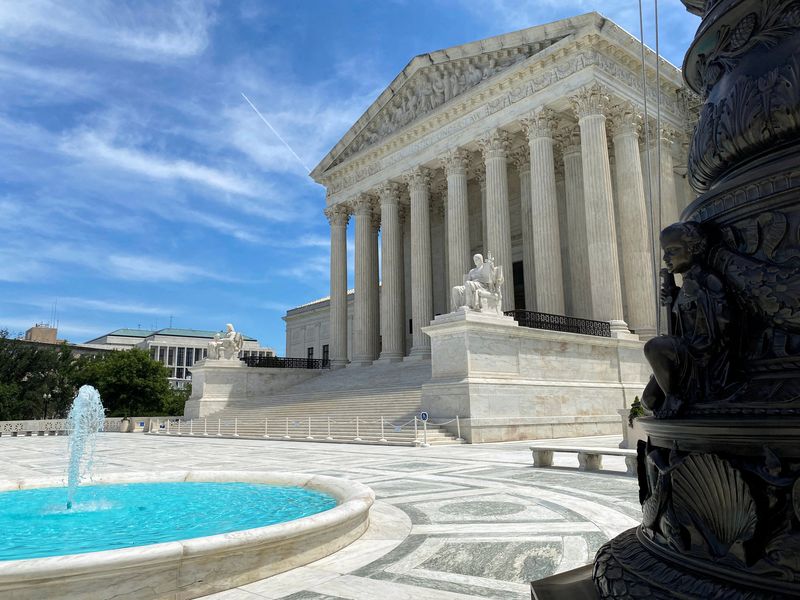 © Reuters. FILE PHOTO: A general view of the U.S. Supreme Court building in Washington, U.S., June 1, 2024. REUTERS/Will Dunham/File Photo