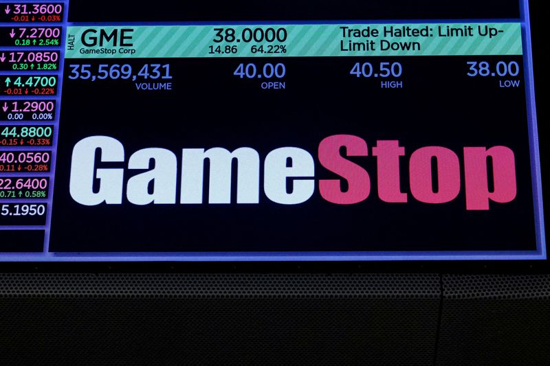 &copy; Reuters. FILE PHOTO: A screen displays GameStop stock trading information on the floor at the New York Stock Exchange (NYSE) in New York City, U.S., June 3, 2024.  REUTERS/Brendan McDermid/File Photo