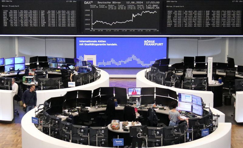 &copy; Reuters. The German share price index DAX graph is pictured at the stock exchange in Frankfurt, Germany, June 12, 2024. REUTERS/Staff