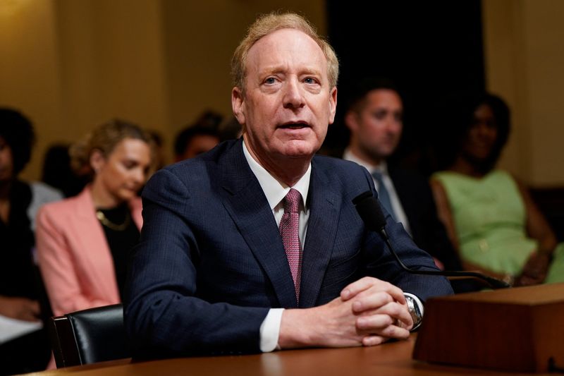 © Reuters. Microsoft President Brad Smith testifies before a U.S. House Homeland Security Committee hearing about the company's security practices after Russian and Chinese hackers breached its systems over the past year, on Capitol Hill in Washington, U.S., June 13, 2024. REUTERS/Elizabeth Frantz