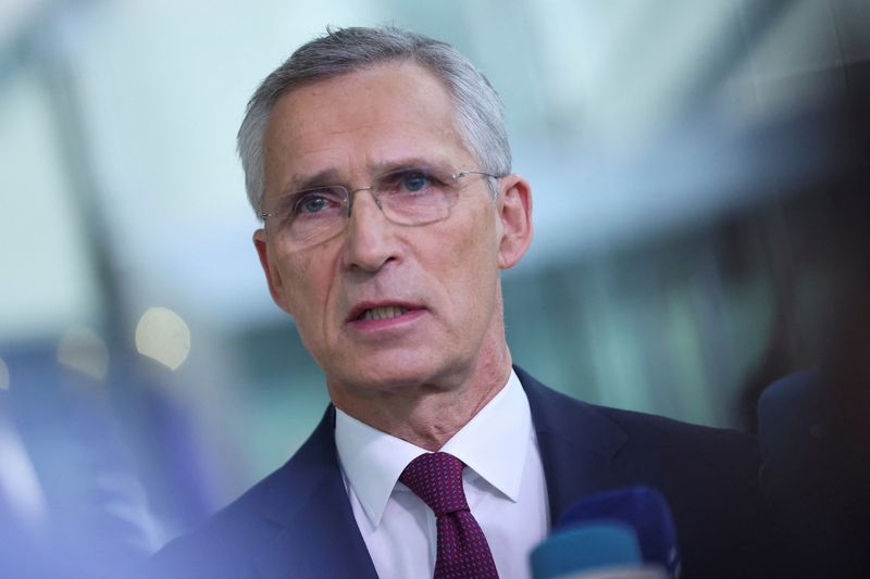 © Reuters. FILE PHOTO: NATO Secretary General Jens Stoltenberg speaks to the media on the day of the NATO defence ministers' meeting at the Alliance's headquarters in Brussels, Belgium June 13, 2024. REUTERS/Johanna Geron/File Photo