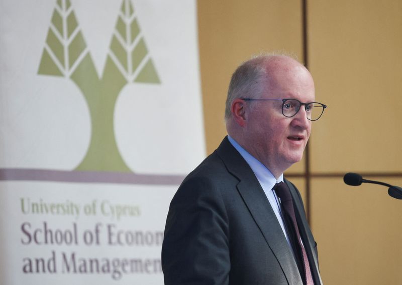 © Reuters. FILE PHOTO: European Central Bank chief economist Philip Lane speaks during a lecture at the University of Cyprus in Nicosia, Cyprus April 5, 2023. REUTERS/Yiannis Kourtoglou