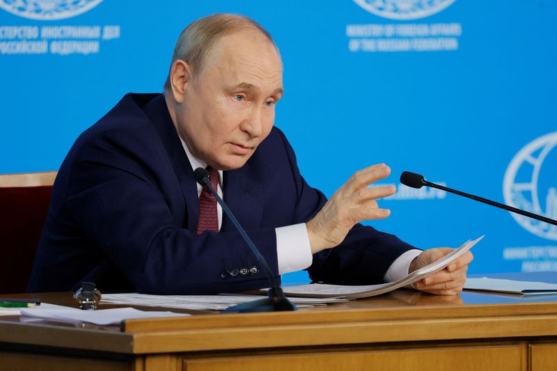 &copy; Reuters. Vladimir Putin em Moscoun 14/6/2024   REUTERS/Maxim Shemetov