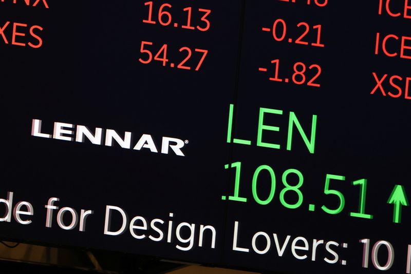 Lennar's home delivery forecast falls short of estimates, shares dip