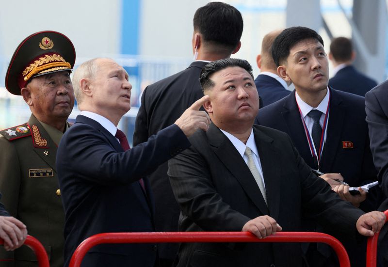 &copy; Reuters. O presidente da Rússia, Vladimir Putin, e o líder da Coreia do Norte, Kim Jong Un, visitam o Cosmódromo Vostochny, no extremo leste da região de Amur, Rússian13/09/2023nSputnik/Mikhail Metzel/Kremlin via REUTERS