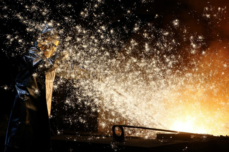 &copy; Reuters. Usina siderúrgica nREUTERS/Wolfgang Rattay